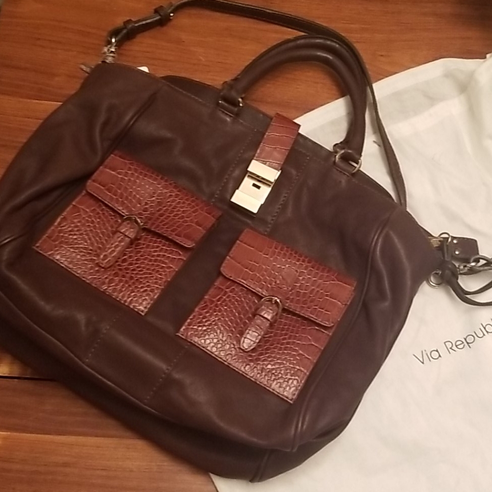 Via Republica large leather satchel..tons of room!